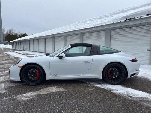 2019 Porsche 911 Targa