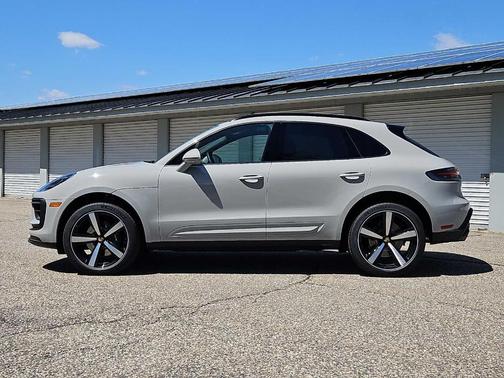 Chalk 2026 Porsche Macan