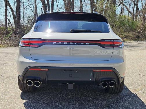 Chalk 2026 Porsche Macan