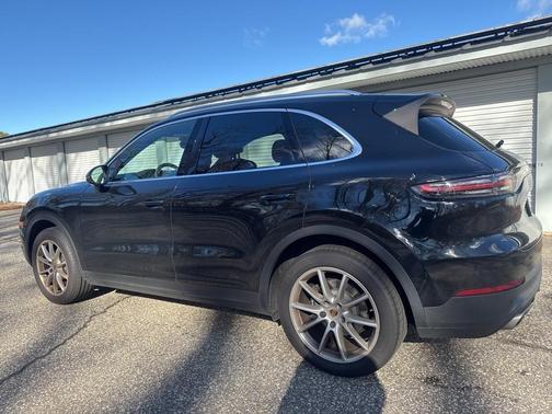 2019 Porsche Cayenne Base