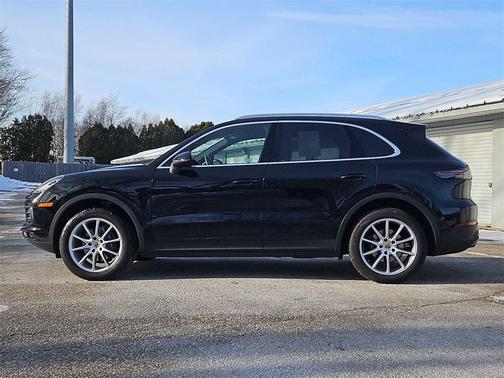 2019 Porsche Cayenne Base
