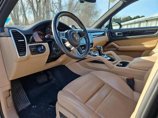 2019 Porsche Cayenne Base