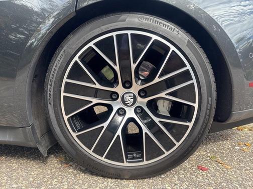 2020 Porsche Taycan Turbo