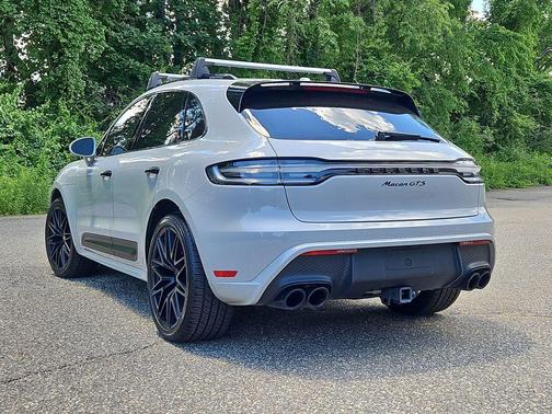 Chalk 2023 Porsche Macan GTS