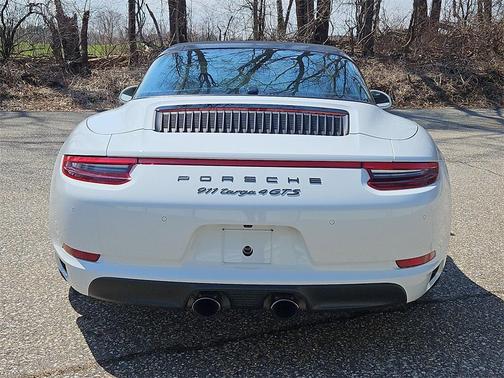 2019 Porsche 911 Targa 4 GTS