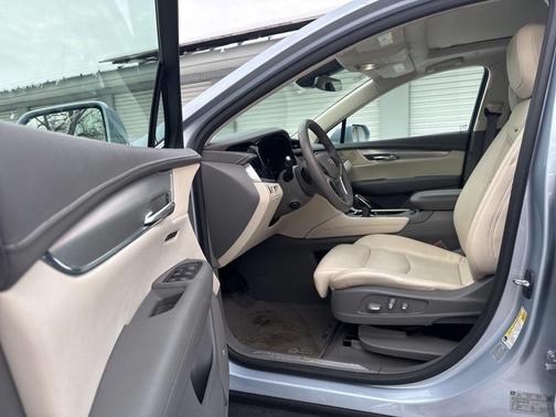 2017 Cadillac XT5 Premium Luxury