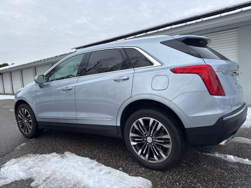 2017 Cadillac XT5 Premium Luxury