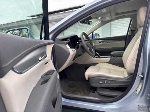 2017 Cadillac XT5 Premium Luxury