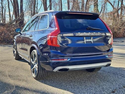 2017 Volvo XC90 Hybrid T8 Inscription