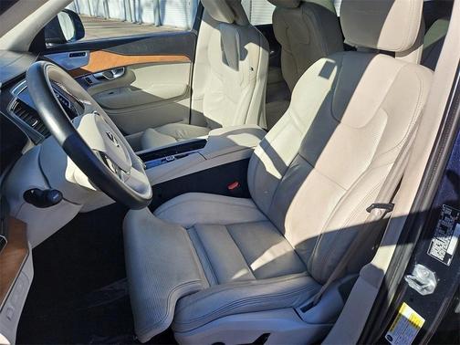 2017 Volvo XC90 Hybrid T8 Inscription