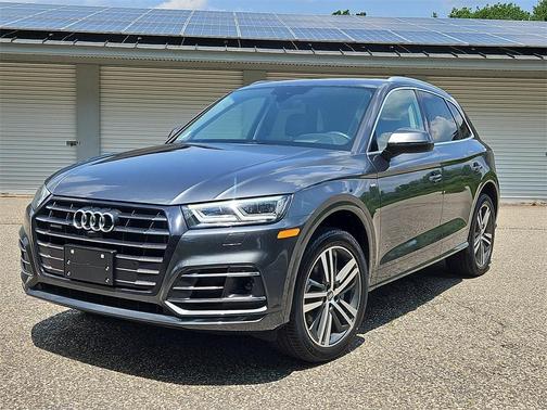 2020 Audi Q5 e 55 Premium