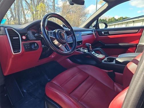 2022 Porsche Cayenne Platinum Edition