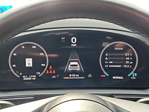 Blue Metallic 2024 Porsche Cayenne Base