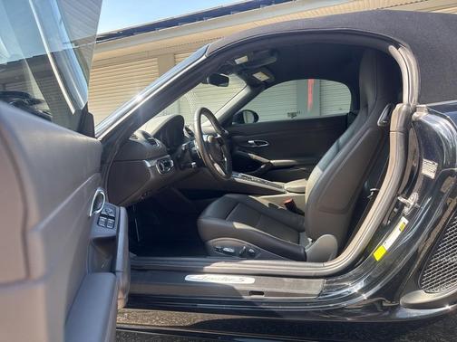 2020 Porsche 718 Boxster S