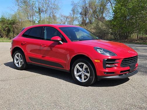 2021 Porsche Macan Base