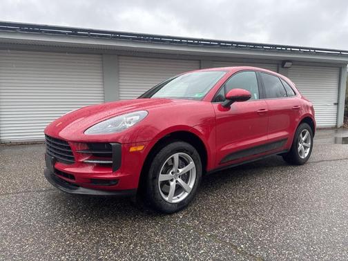 2021 Porsche Macan Base