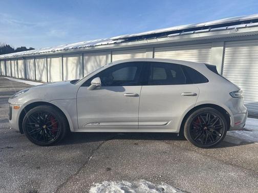 2023 Porsche Macan GTS