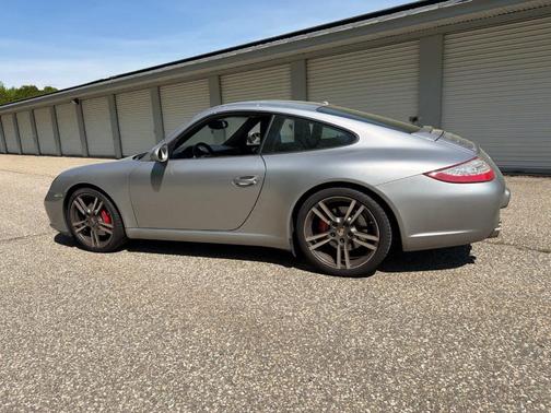 GT Silver Metallic 2012 Porsche 911 Carrera S