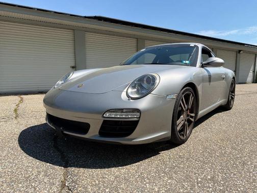 GT Silver Metallic 2012 Porsche 911 Carrera S