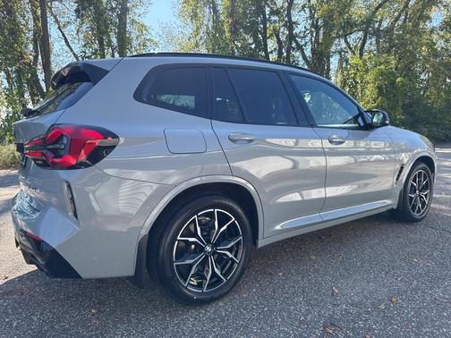 2024 BMW X3 M40i