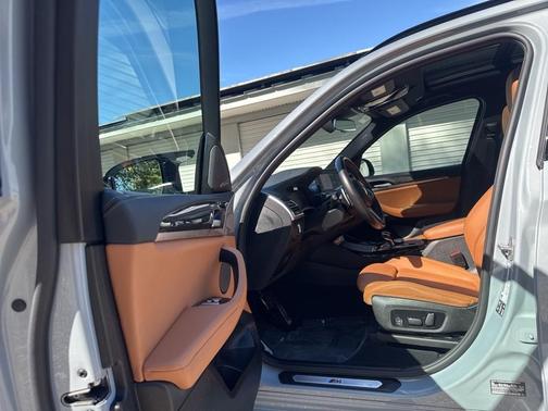 2024 BMW X3 M40i