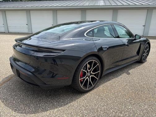 2023 Porsche Taycan 4S