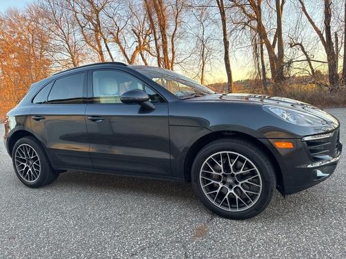 2018 Porsche Macan S