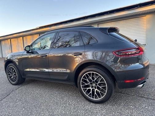 2018 Porsche Macan S