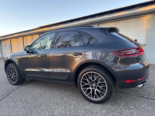 2018 Porsche Macan S