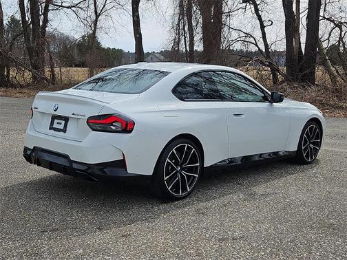 2024 BMW M240 i xDrive