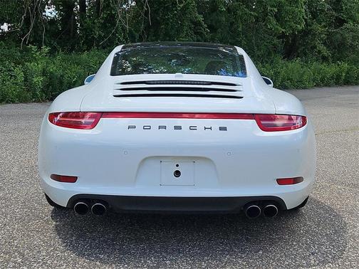 2014 Porsche 911 Carrera 4S