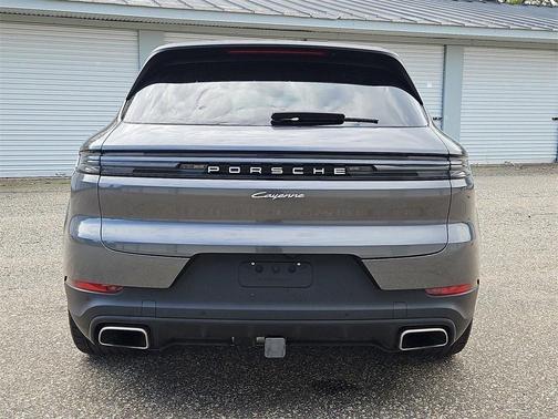 2025 Porsche Cayenne Base