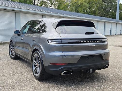 2025 Porsche Cayenne Base