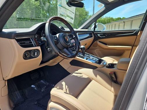 White 2026 Porsche Macan Base