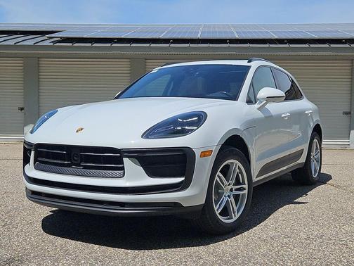 Carrara White 2026 Porsche Macan