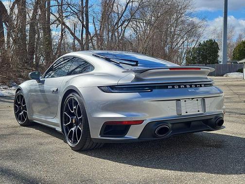 2024 Porsche 911 Turbo