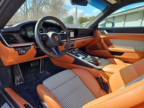 2024 Porsche 911 Turbo