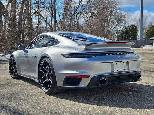 2024 Porsche 911 Turbo