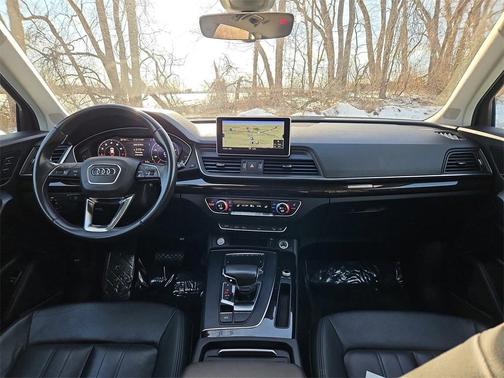 2019 Audi Q5 2.0T Premium Plus