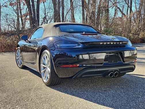 2025 Porsche 718 Boxster Base