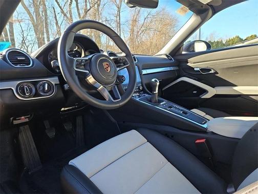 2025 Porsche 718 Boxster 