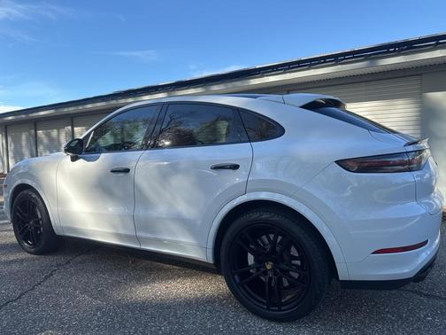 2020 Porsche Cayenne Turbo Coupe AWD