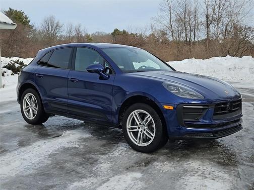 2024 Porsche Macan Base (PDK)