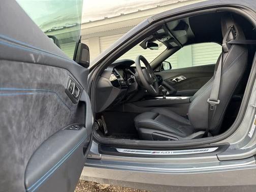 2025 BMW Z4 M40i