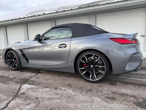 2025 BMW Z4 M40i