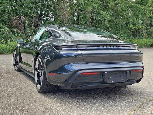 2025 Porsche Taycan Base