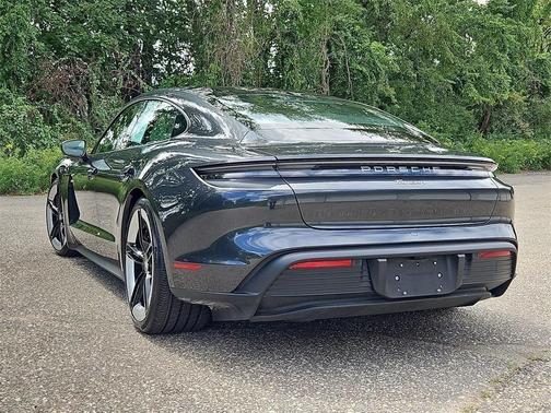 2025 Porsche Taycan Base