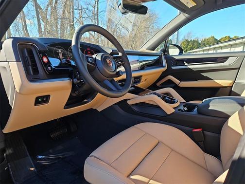 2026 Porsche Cayenne Base