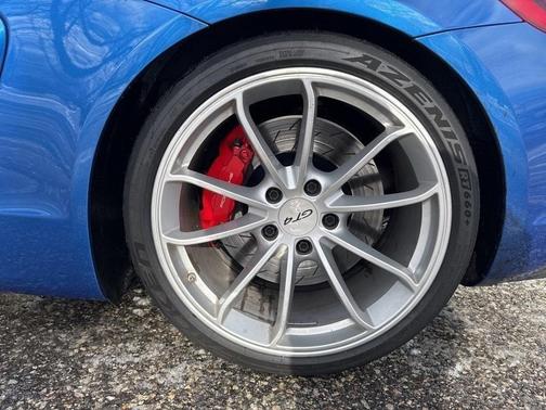 2016 Porsche Cayman GT4