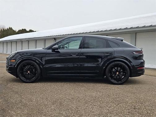 2024 Porsche Cayenne Turbo